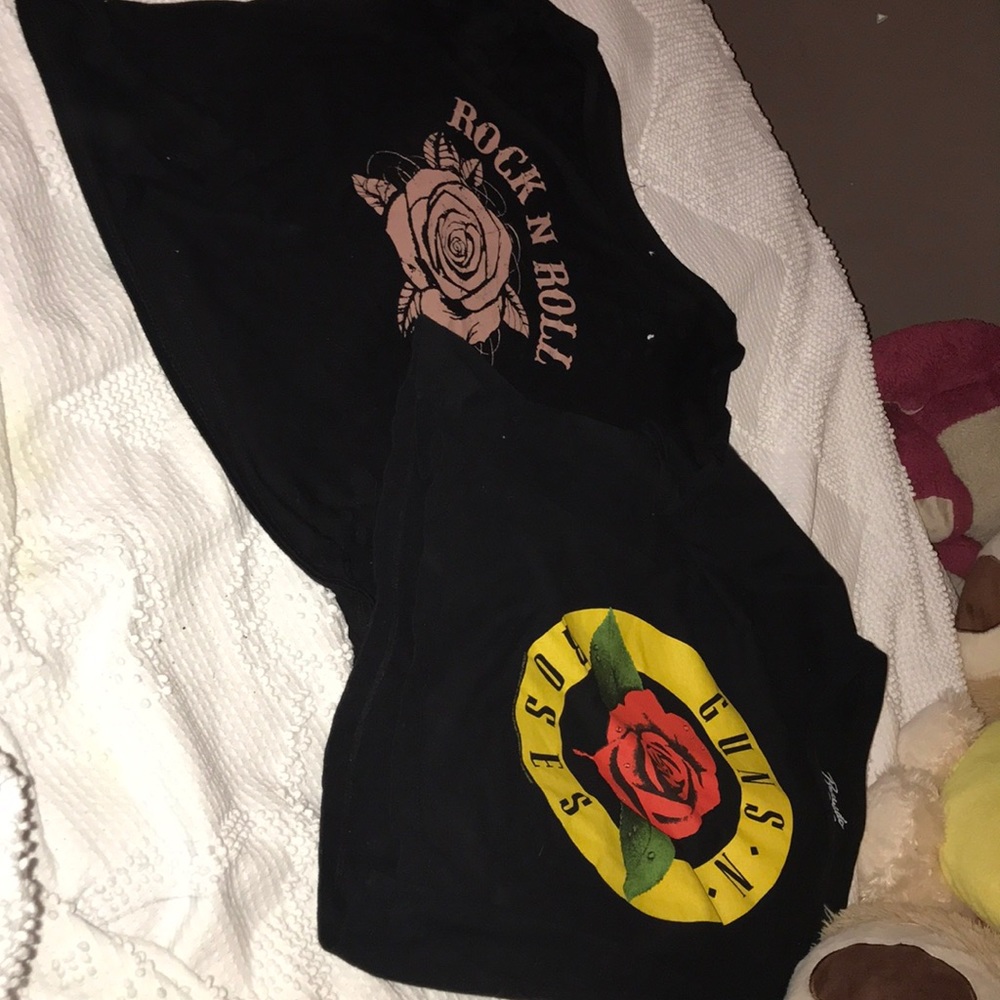 BUNDLE!! 2 crop tops!